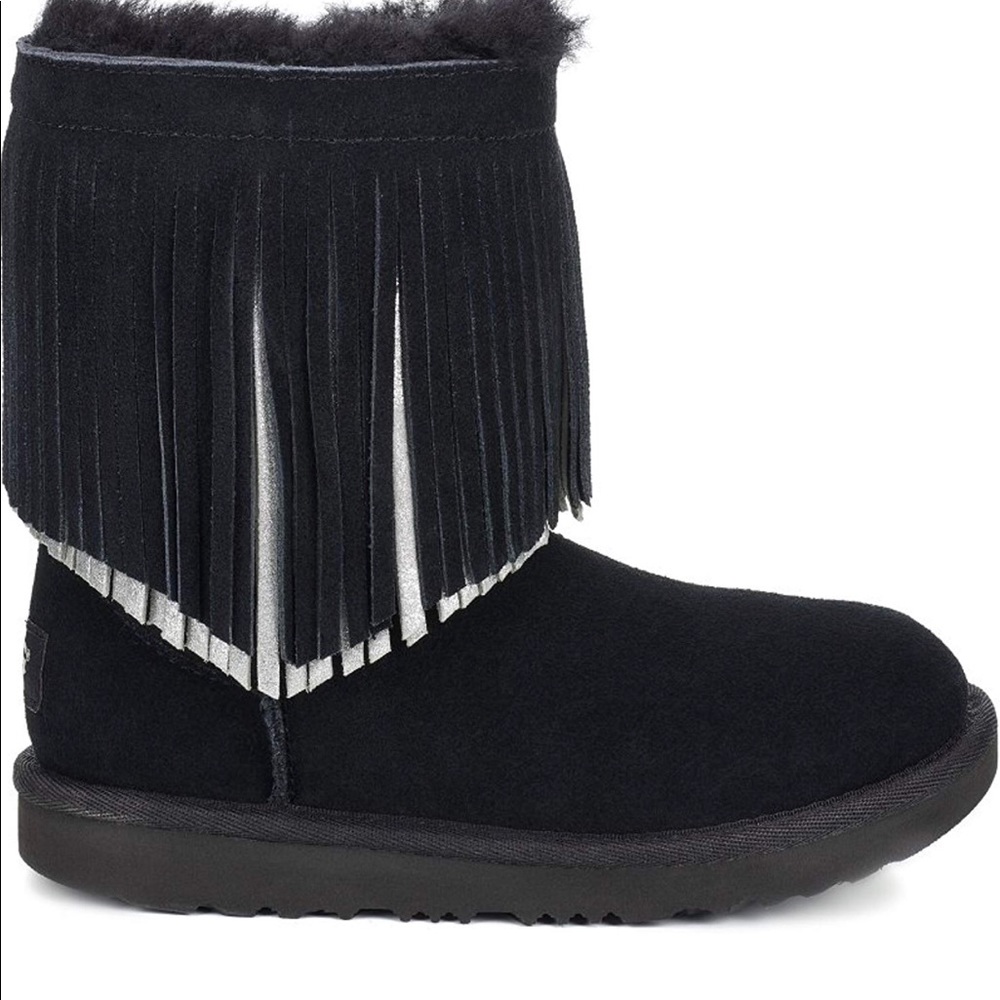 Classic Ugg boot with black & silver fringe - Used